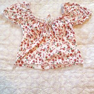 Rue 21 cropped floral shirt